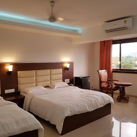 Bisu Hotel & Resorts Khed  Dış mekan fotoğraf