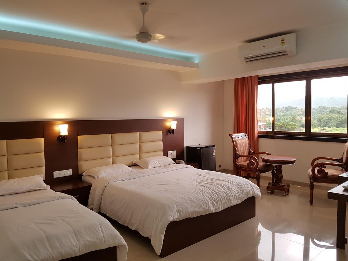 Bisu Hotel & Resorts Khed  Dış mekan fotoğraf